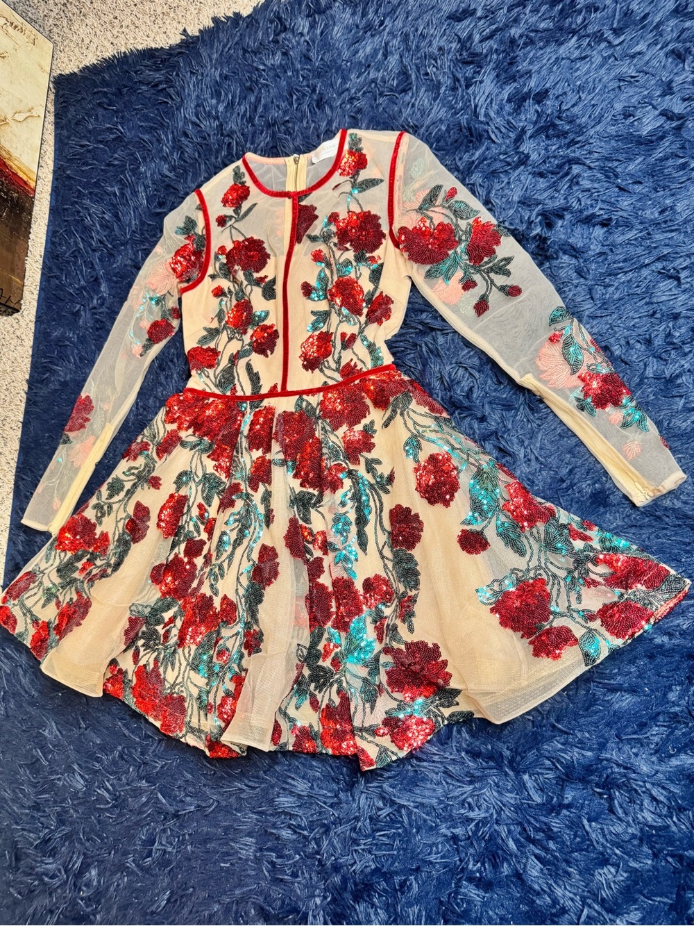 NWOT Bronx and Banco Rafaella Floral Sequin Long Sleeve Minidress. Size S